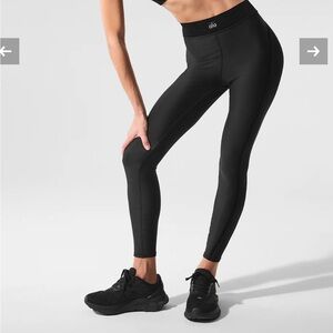 ALO Yoga Airlift High-Waist 7/8 Line Up Legging